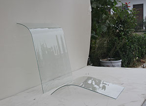 弯钢玻璃渠道.jpg